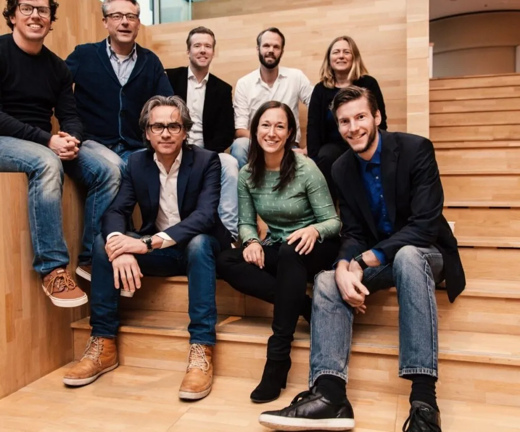 Tellow team