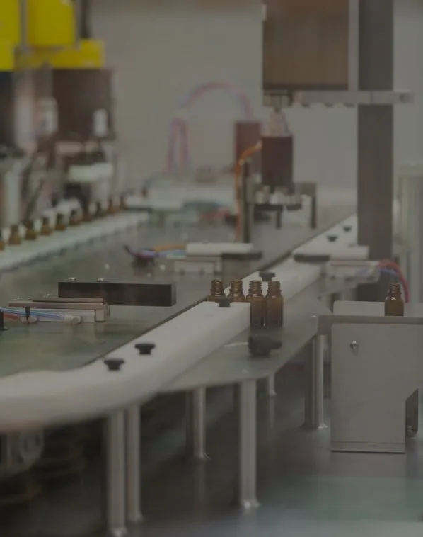 A testing device with small parts