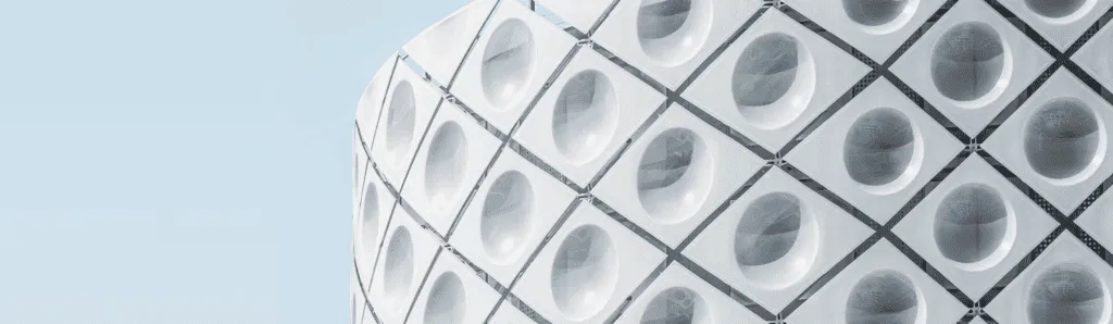 Geometric building structure with circular patterns